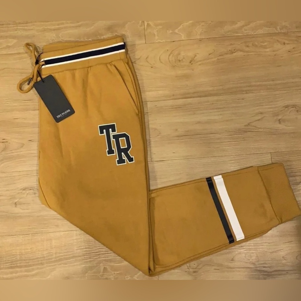 True Religion Men’s True Logo Drawstring Jogger Sweatpants NWT Gold L